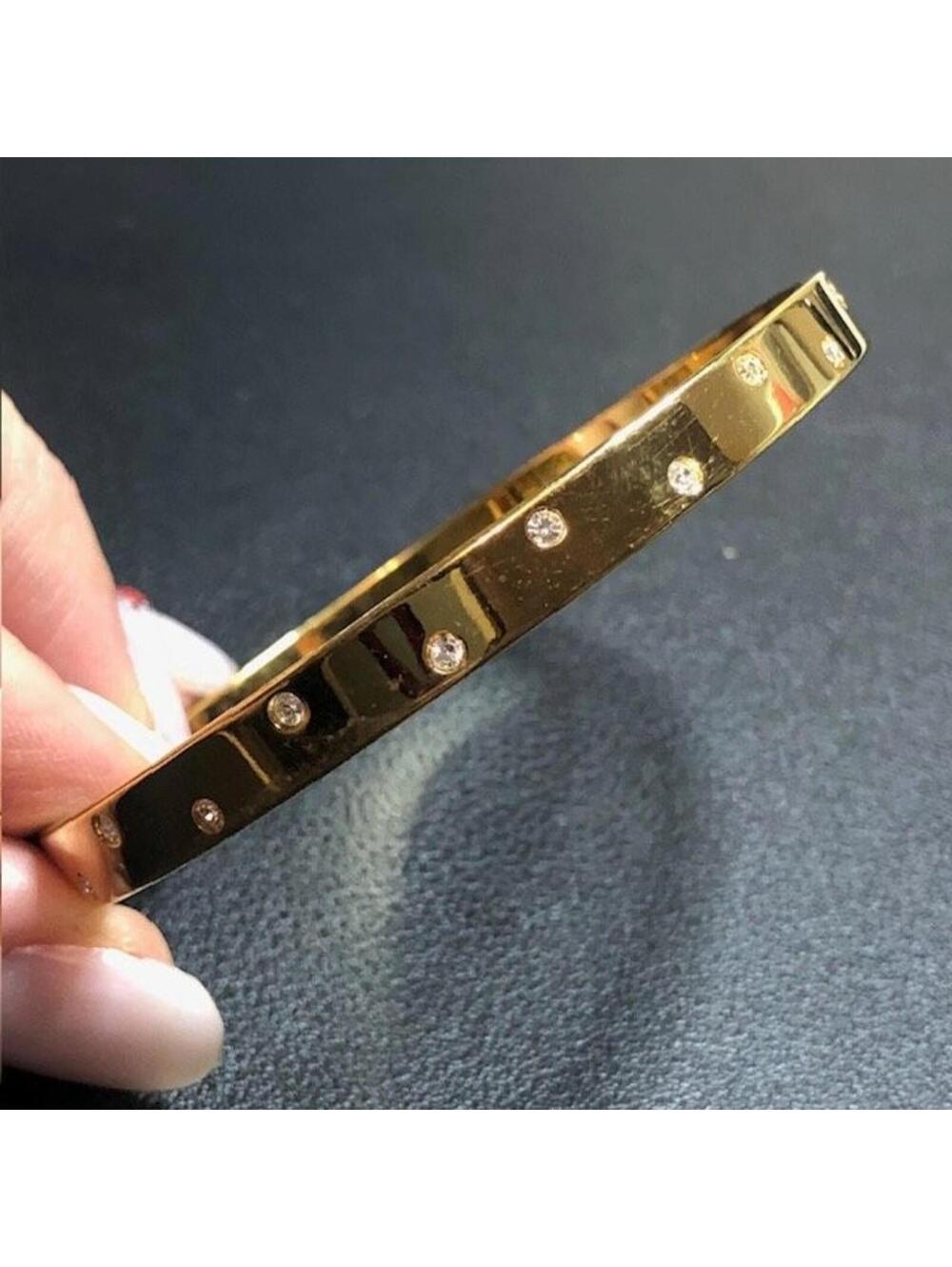 B2990 Swarovski Gold Tone Bangle Bracelet Scattered Crystal 8" *